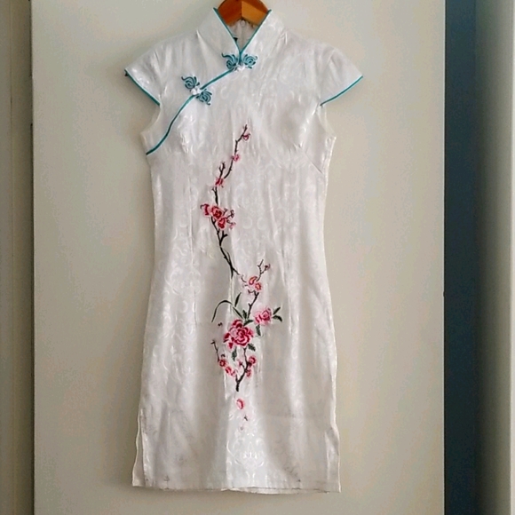 Jin He Dresses & Skirts - **SOLD White Jin He Chinese Dress, Size S